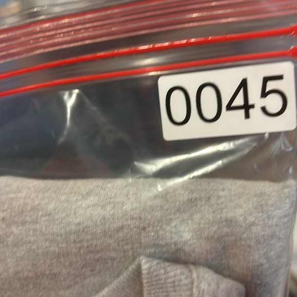 Maroon 5 Gray Sweatshirt California Fleece by American Apparel Size Small - Picture 8 of 8